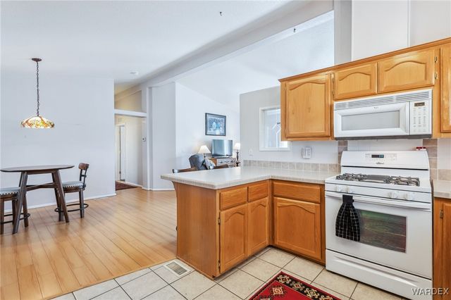 1545 E El Rodeo 48, Fort Mohave, AZ 86426