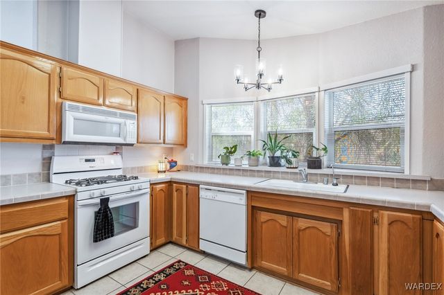 1545 E El Rodeo 48, Fort Mohave, AZ 86426