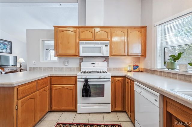 1545 E El Rodeo 48, Fort Mohave, AZ 86426