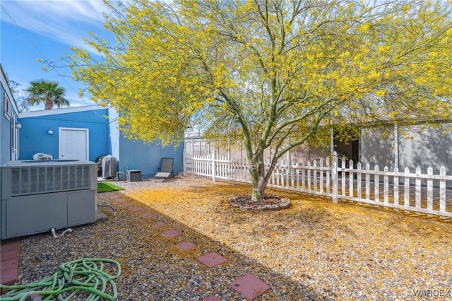 1545 E El Rodeo 48, Fort Mohave, AZ 86426