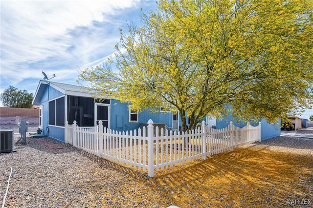 1545 E El Rodeo 48, Fort Mohave, AZ 86426