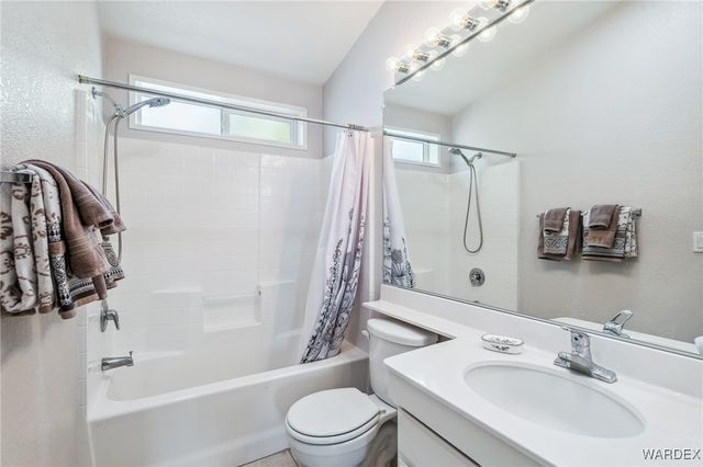 1545 E El Rodeo 48, Fort Mohave, AZ 86426