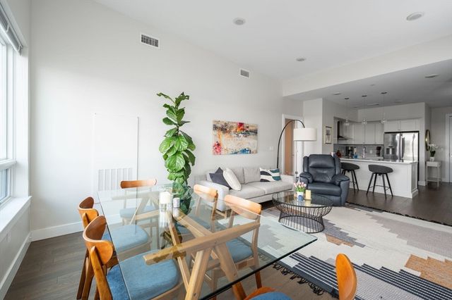 130 Broad Broad Reach 606, Weymouth, MA 02191