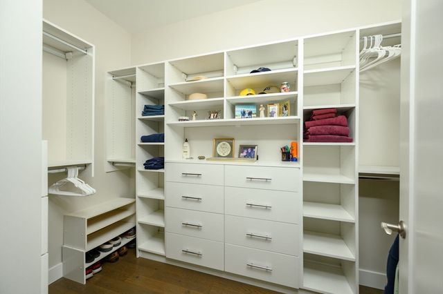 130 Broad Broad Reach 606, Weymouth, MA 02191