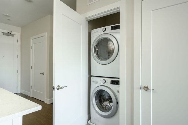 130 Broad Broad Reach 606, Weymouth, MA 02191