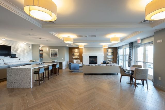 130 Broad Broad Reach 606, Weymouth, MA 02191