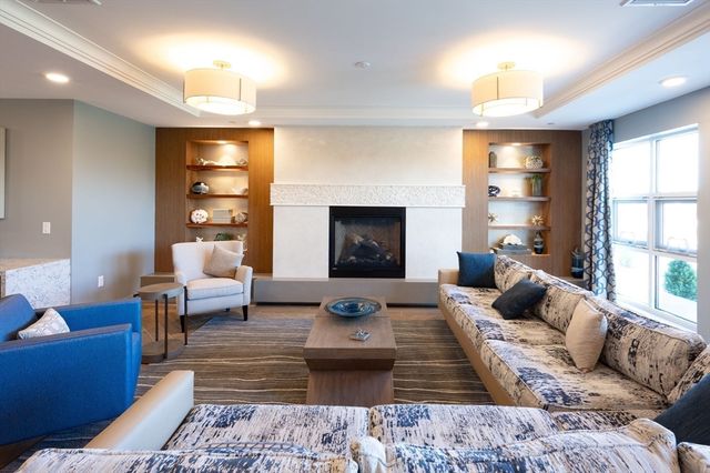 130 Broad Broad Reach 606, Weymouth, MA 02191