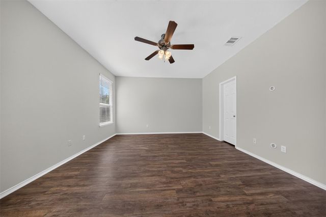 165 Dandy DR, Buda, TX 78610