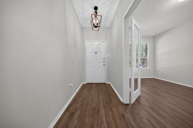 165 Dandy DR, Buda, TX 78610