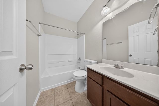 165 Dandy DR, Buda, TX 78610