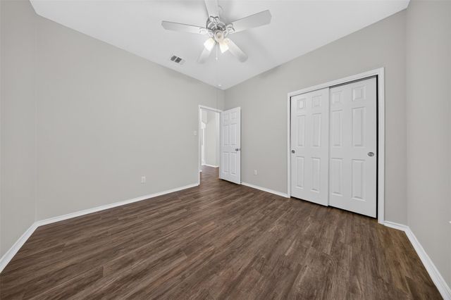 165 Dandy DR, Buda, TX 78610