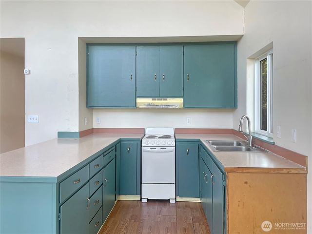 11 N Hamma Ridge Court, Lilliwaup, WA 98555