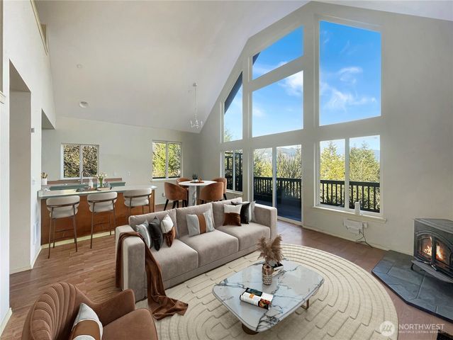 11 N Hamma Ridge Court, Lilliwaup, WA 98555