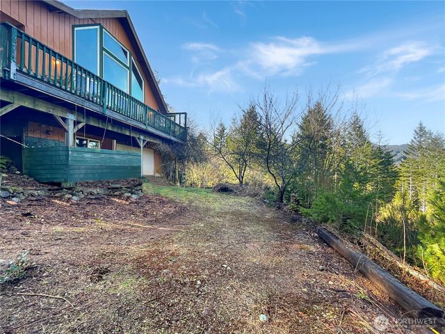 11 N Hamma Ridge Court, Lilliwaup, WA 98555
