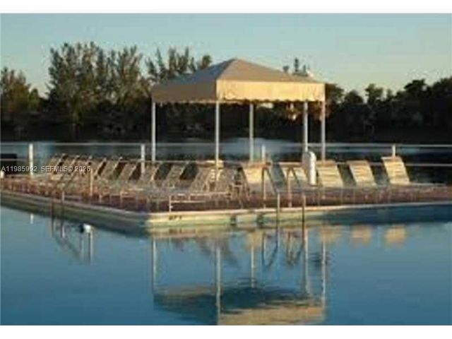 3720 INVERRARY DR 2M, Lauderhill, FL 33319