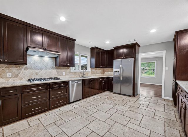 4501 Waycross Drive, Houston, TX 77035