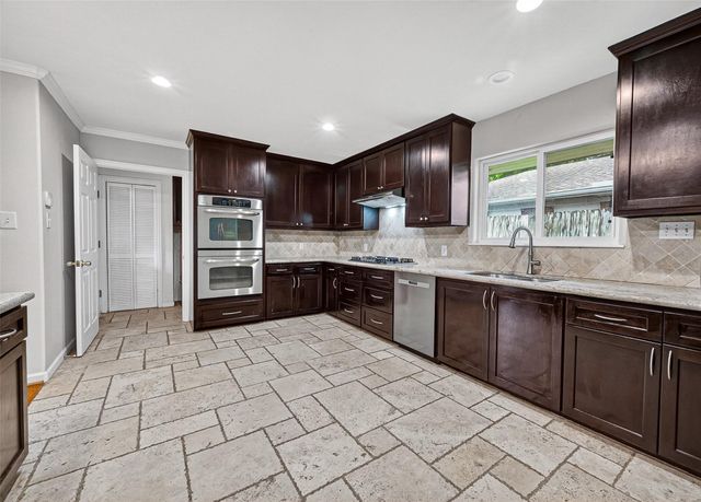 4501 Waycross Drive, Houston, TX 77035