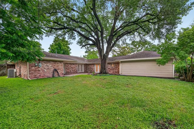 4501 Waycross Drive, Houston, TX 77035