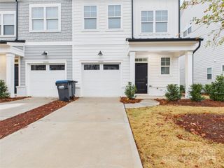 9529 Munsing Drive, Charlotte, NC 28269