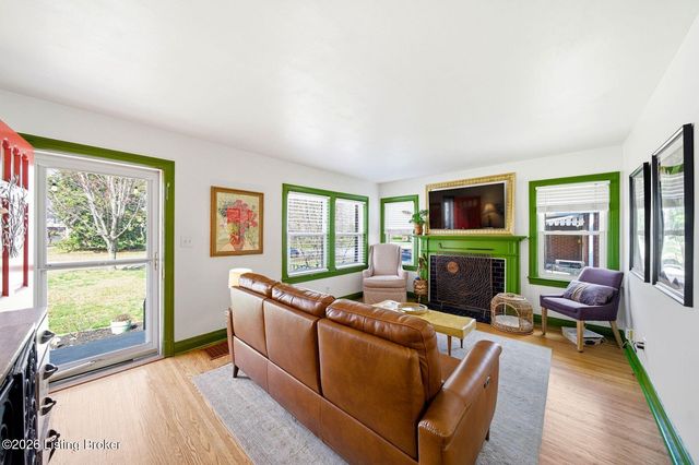 5707 W Southland Blvd, Louisville, KY 40214