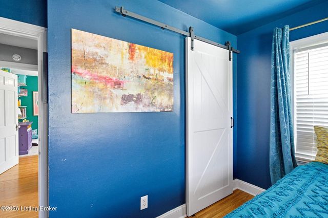 5707 W Southland Blvd, Louisville, KY 40214