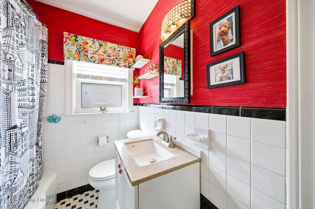 5707 W Southland Blvd, Louisville, KY 40214