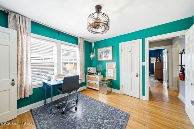 5707 W Southland Blvd, Louisville, KY 40214