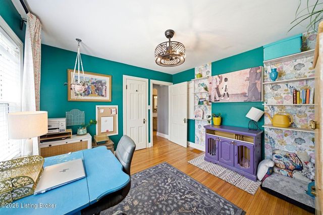 5707 W Southland Blvd, Louisville, KY 40214