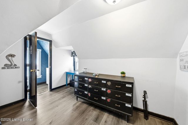 5707 W Southland Blvd, Louisville, KY 40214