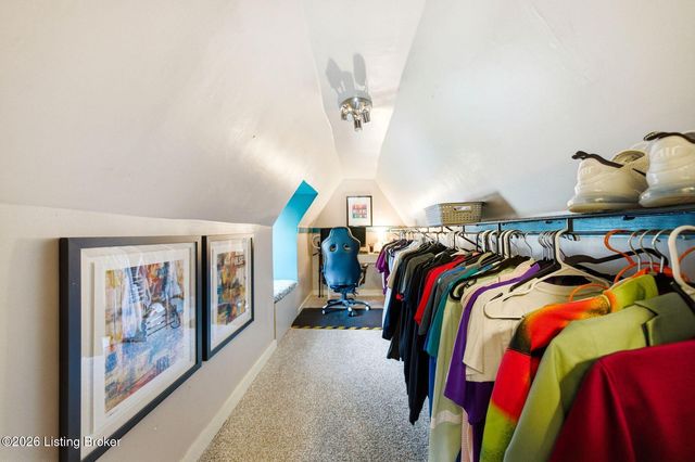 5707 W Southland Blvd, Louisville, KY 40214