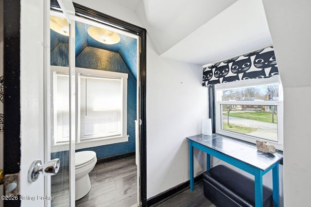 5707 W Southland Blvd, Louisville, KY 40214