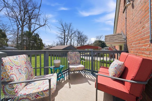 5707 W Southland Blvd, Louisville, KY 40214