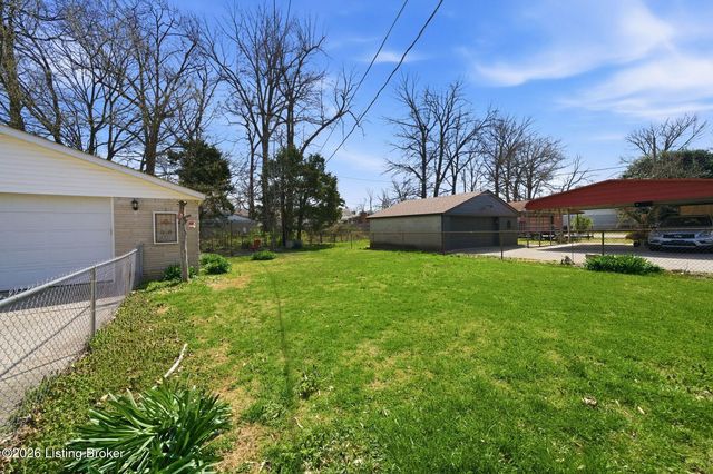 5707 W Southland Blvd, Louisville, KY 40214