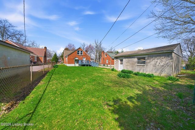 5707 W Southland Blvd, Louisville, KY 40214