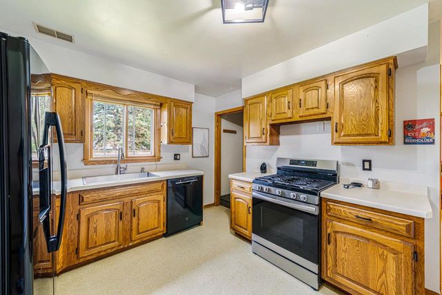 1918 ALASKA STREET, Oshkosh, WI 54902