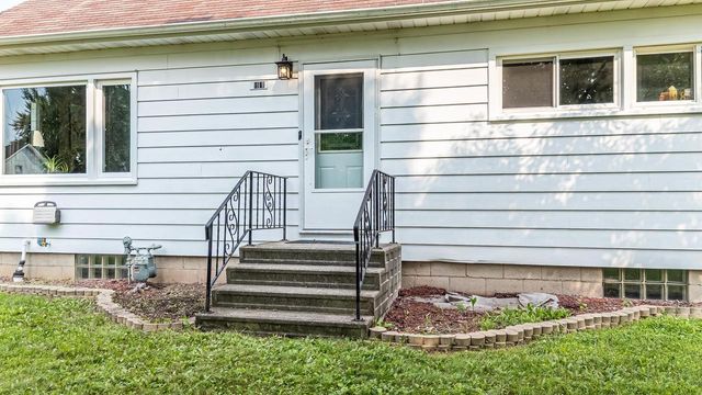 1918 ALASKA STREET, Oshkosh, WI 54902