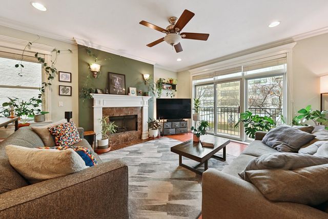 4853 N Winthrop Avenue 2S, Chicago, IL 60640