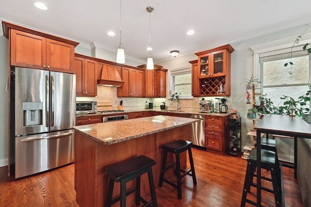 4853 N Winthrop Avenue 2S, Chicago, IL 60640