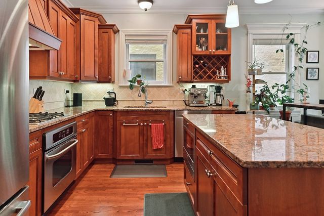 4853 N Winthrop Avenue 2S, Chicago, IL 60640