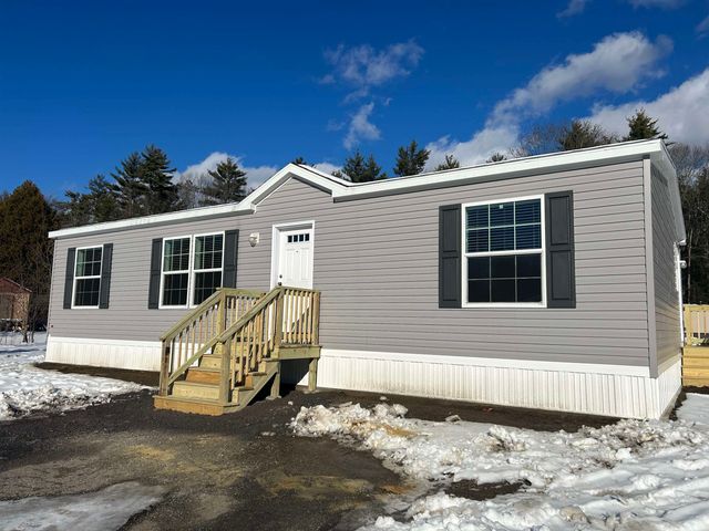 11 Country Ridge Park, Rochester, NH 03867