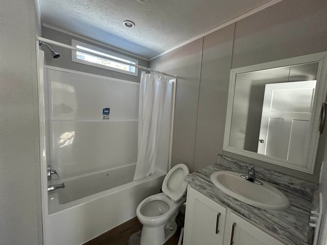 11 Country Ridge Park, Rochester, NH 03867