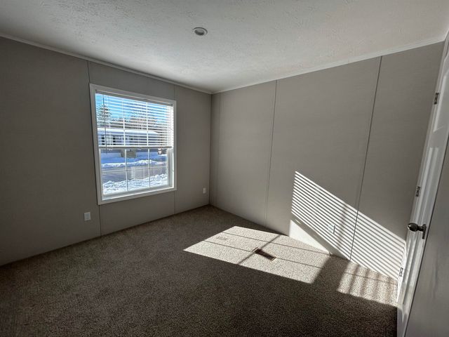 11 Country Ridge Park, Rochester, NH 03867