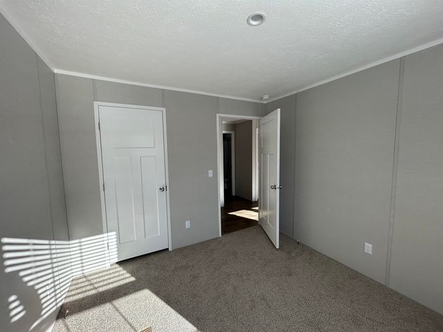 11 Country Ridge Park, Rochester, NH 03867