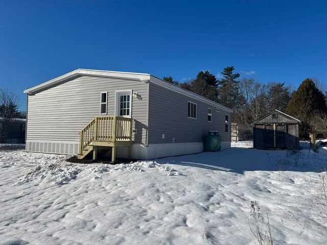 11 Country Ridge Park, Rochester, NH 03867