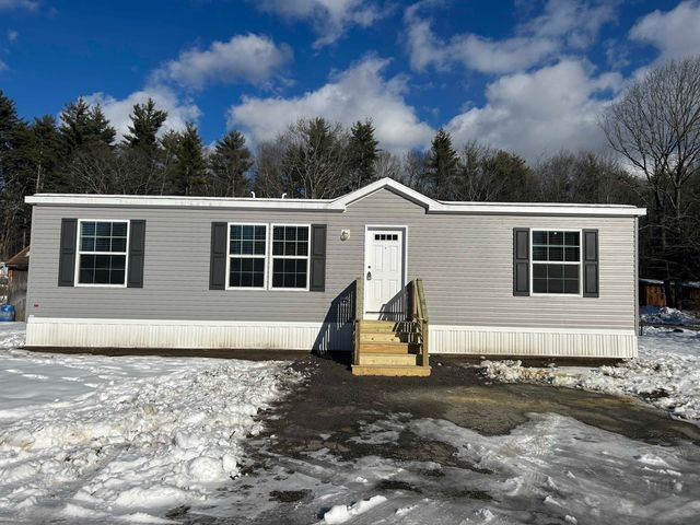 11 Country Ridge Park, Rochester, NH 03867
