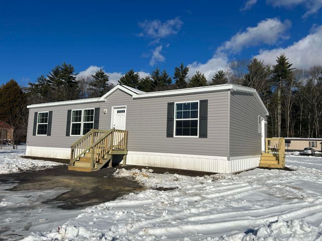 11 Country Ridge Park, Rochester, NH 03867