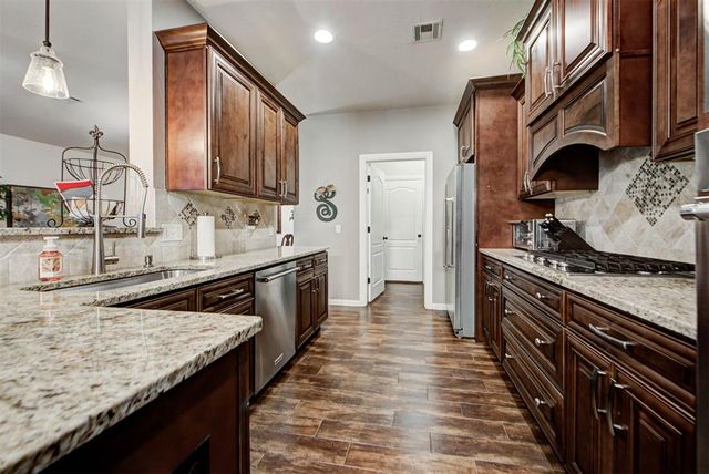17644 Lead Lane, Edmond, OK 73012