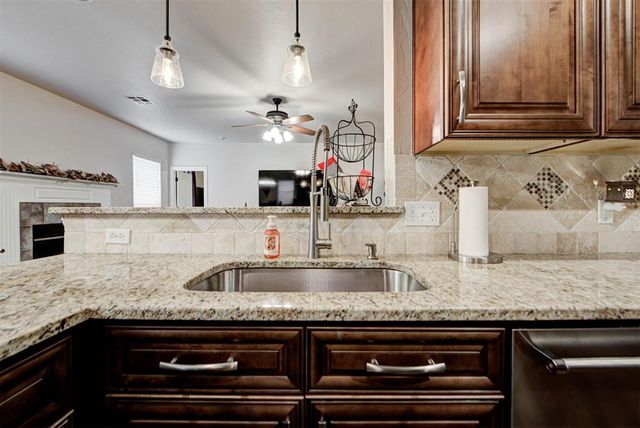 17644 Lead Lane, Edmond, OK 73012