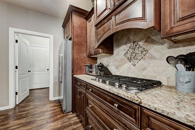 17644 Lead Lane, Edmond, OK 73012