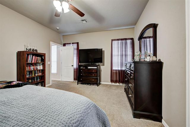 17644 Lead Lane, Edmond, OK 73012